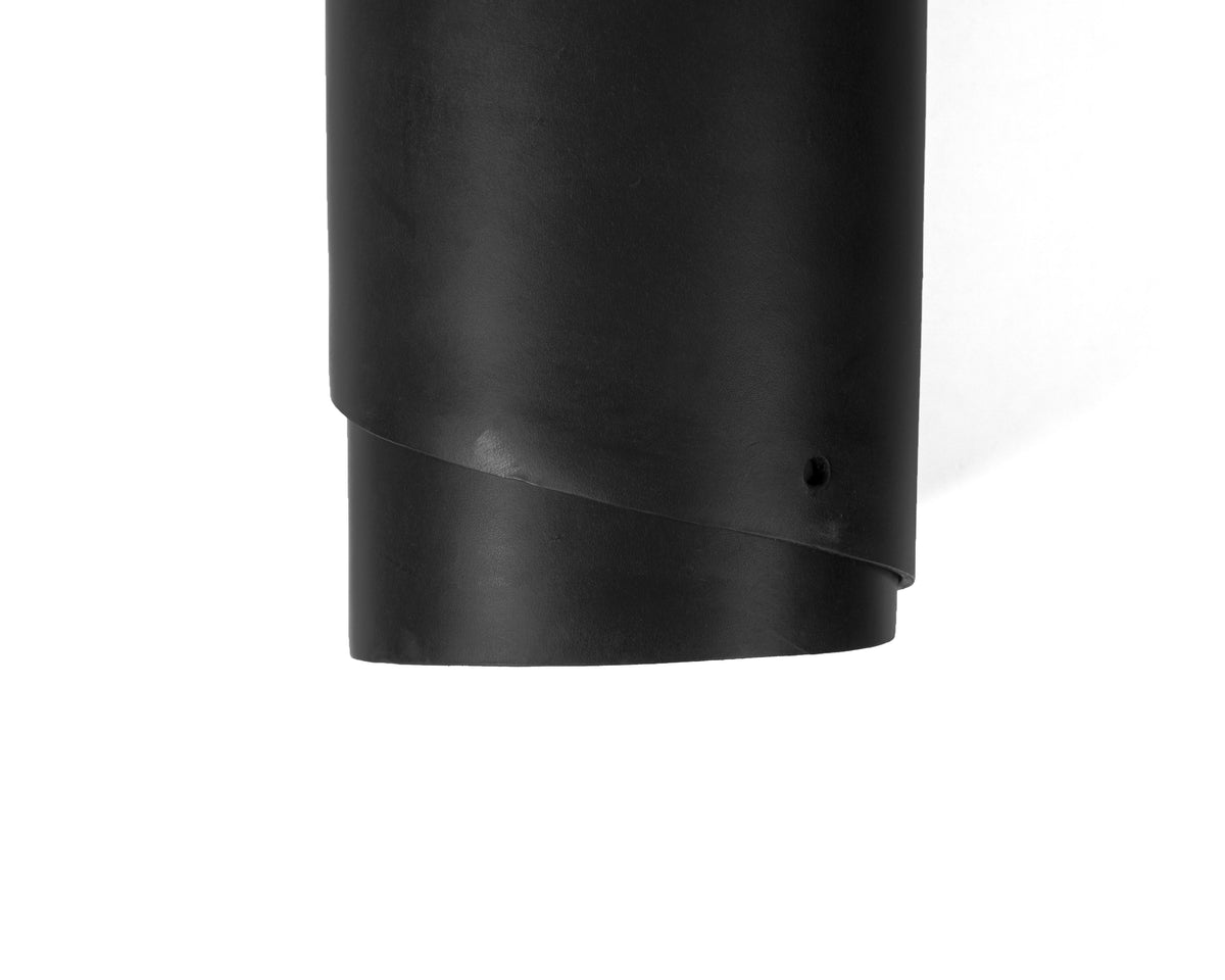 Rolled side of ChahinLeather Penetrated Black Bridle