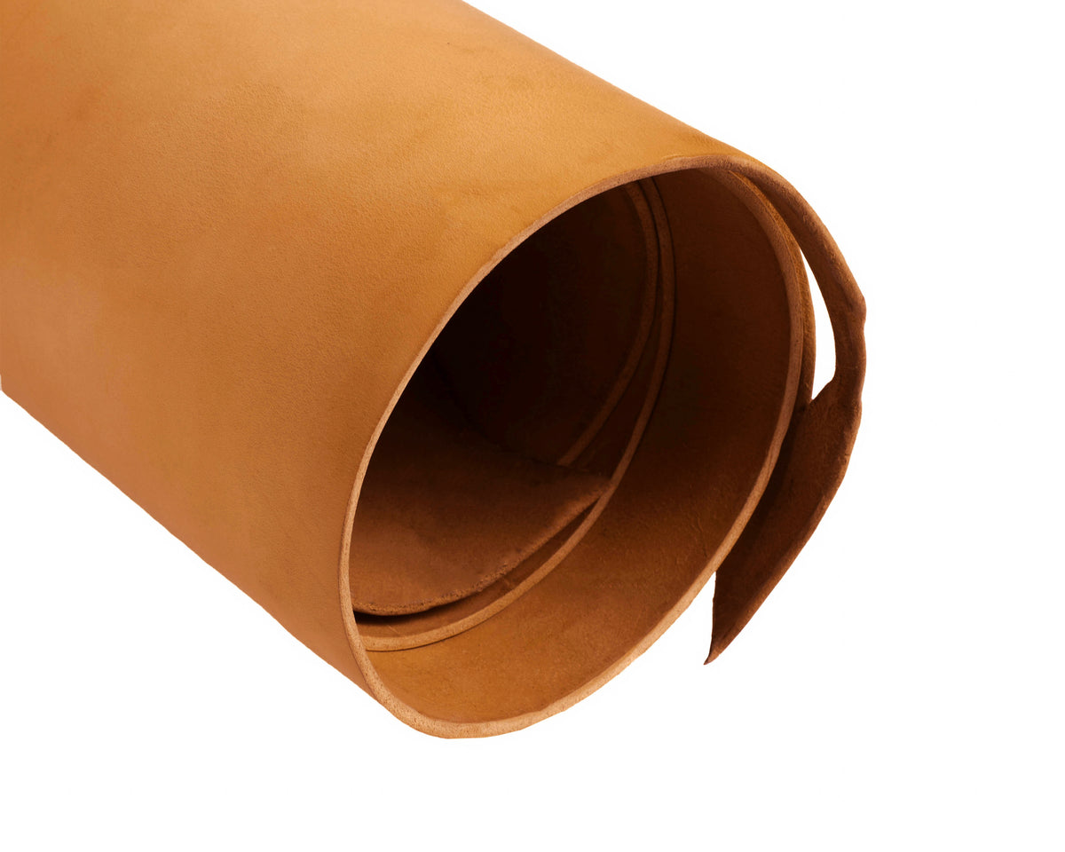 Close up of Rolled ChahinLeather English Tan Bridle